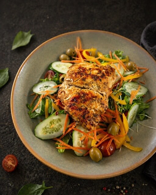 Grilled Chicken Salad with Honey Mustard