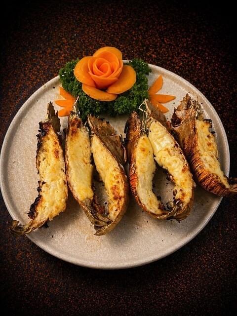 Grilled Shrimp with Cheese Sauce